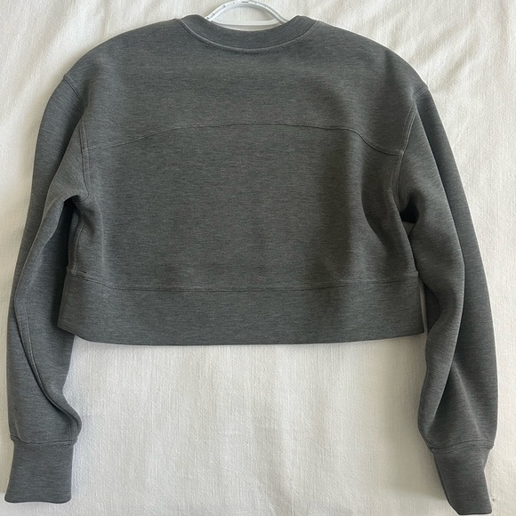 LULU LEMON CROPPED SWEATSHIRT!!!! - Picture 2 of 2